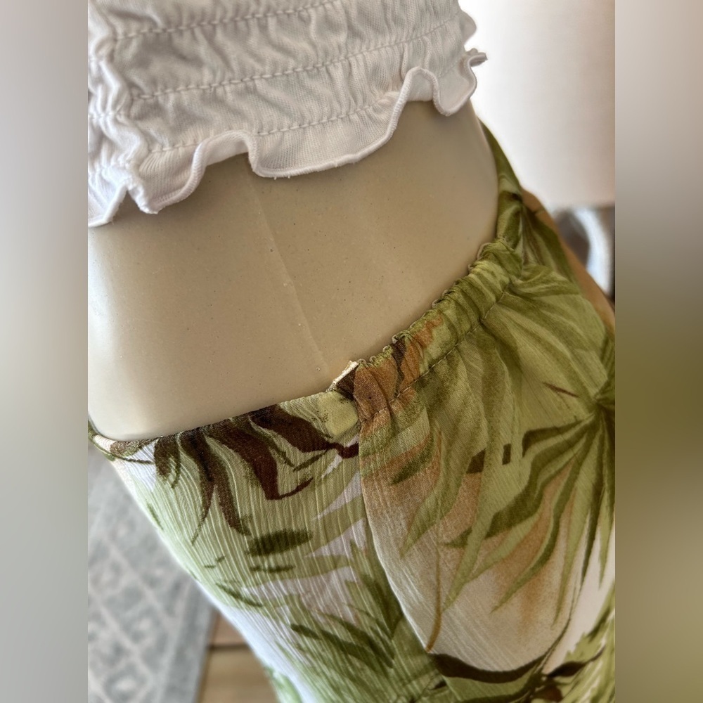 Unknown brand size 10 skirt green flower pattern pre loved long skirt - Picture 6 of 9